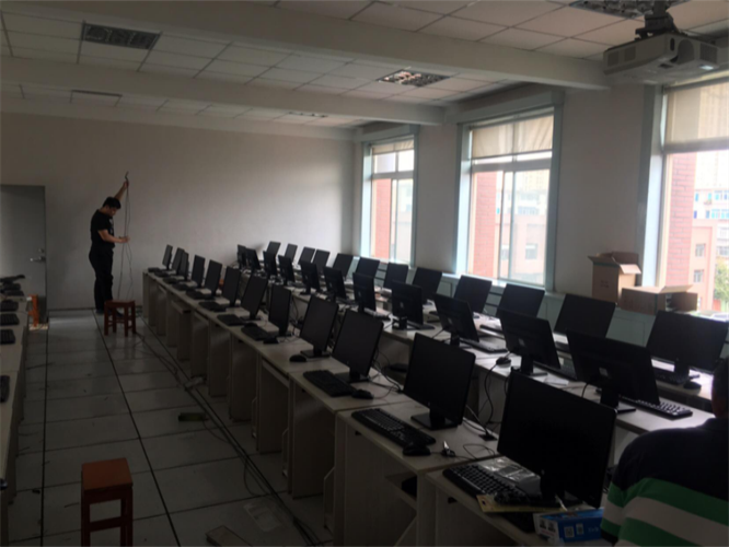 持续地起劲，，，不懈地奋斗